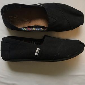 Women’s Toms